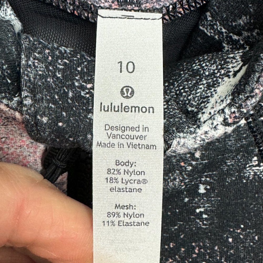 EUC - Lululemon - Size 10 - Light Jacket/Sweatshirt - Picture 3 of 7